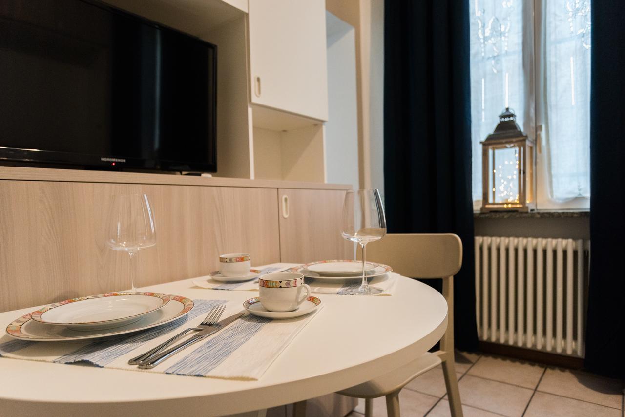 Love & Smile Apartment By Rent All Como Exteriér fotografie